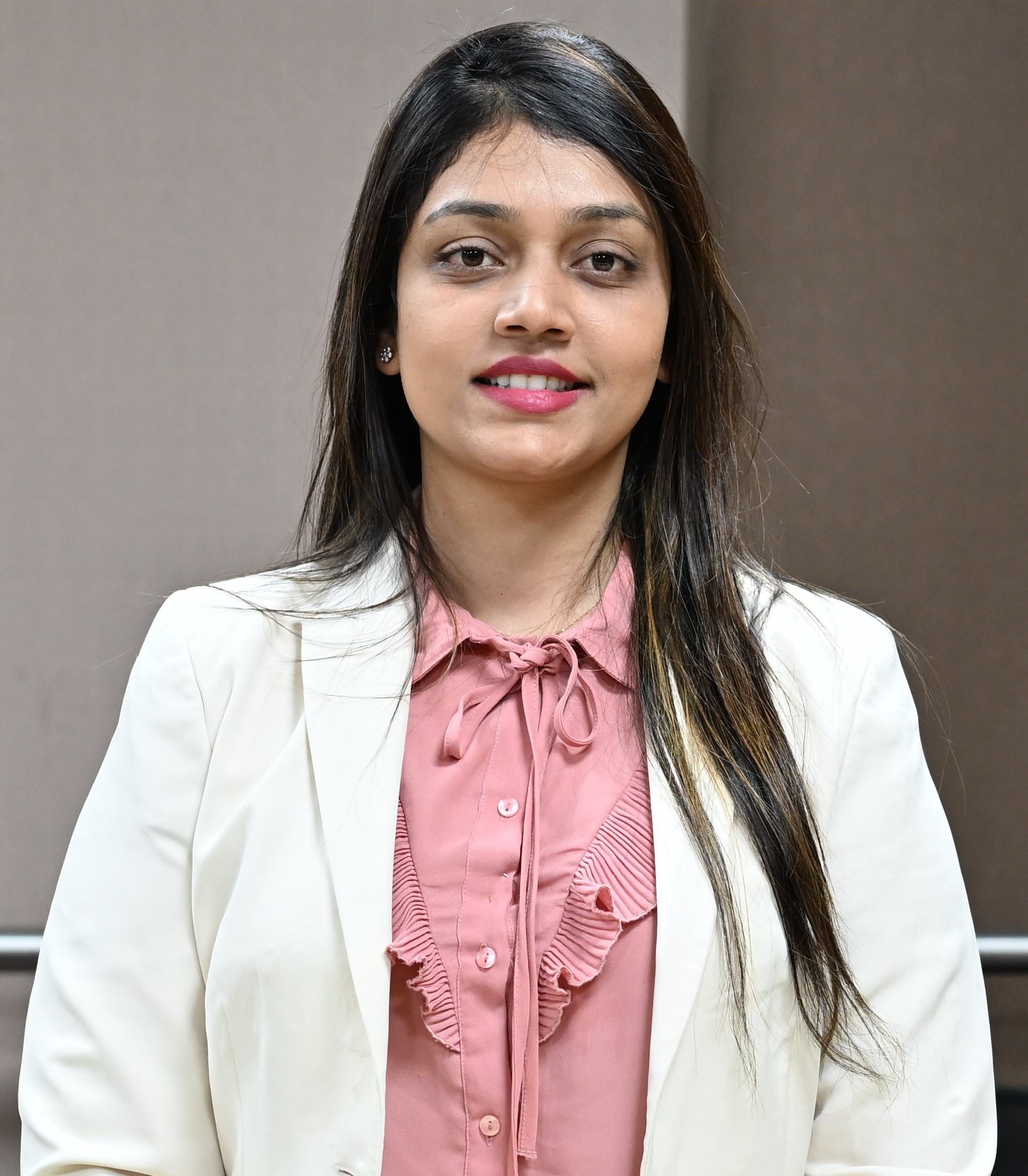 Dr. Tanaya Kamlakar